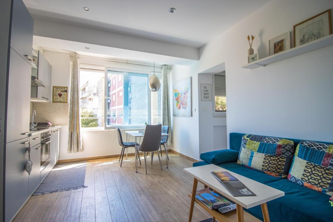 Brand New 1Br Near Central Station, Old Town, Beach - 3 Minute Walking Apartment Split Exterior photo