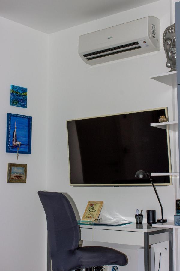 Brand New 1Br Near Central Station, Old Town, Beach - 3 Minute Walking Apartment Split Exterior photo