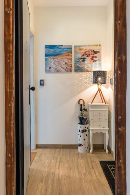 Brand New 1Br Near Central Station, Old Town, Beach - 3 Minute Walking Apartment Split Exterior photo