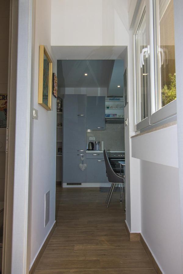 Brand New 1Br Near Central Station, Old Town, Beach - 3 Minute Walking Apartment Split Exterior photo